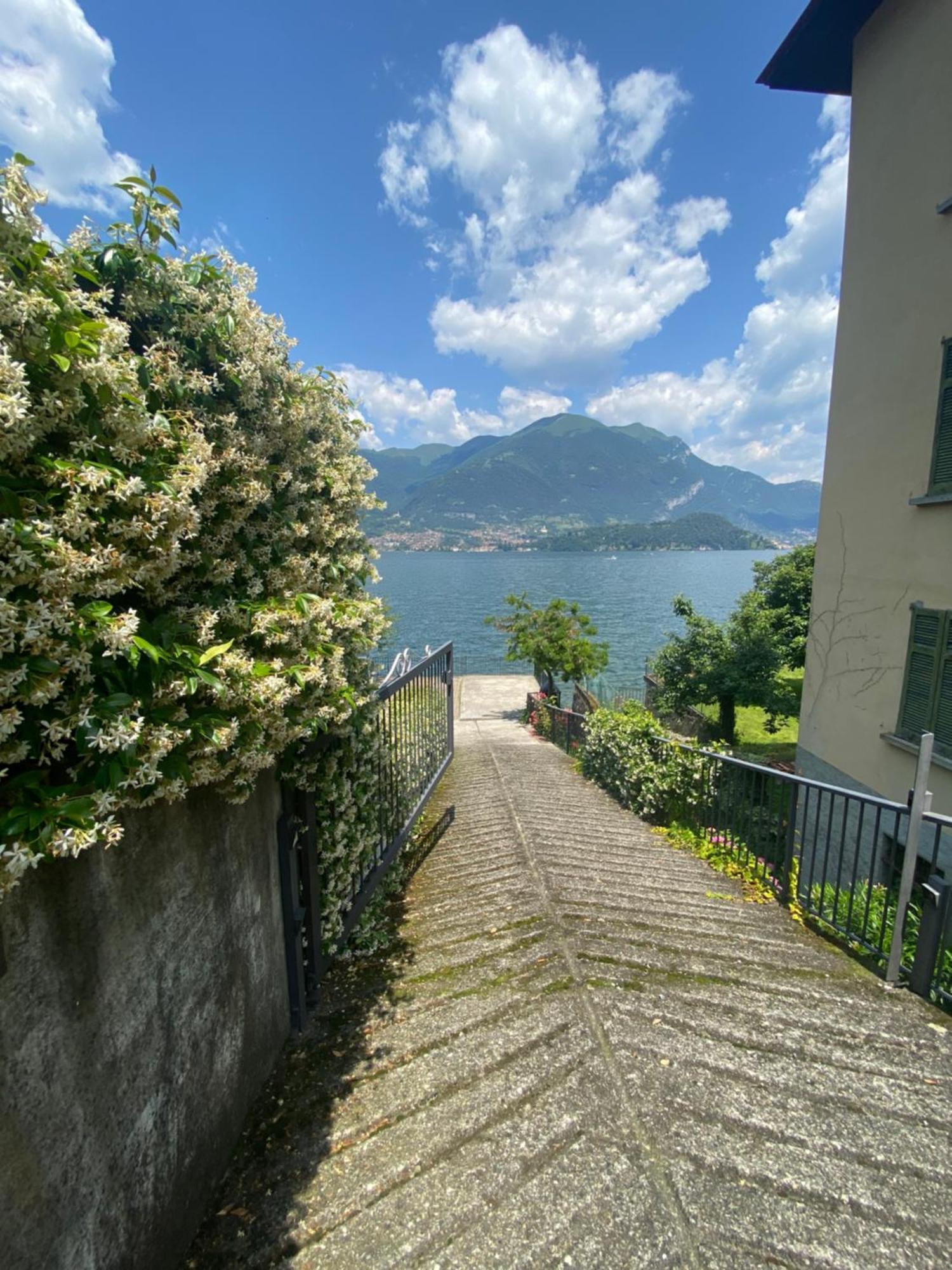 Peonia Apartment - Appartamento Vista Lago Лезено Экстерьер фото