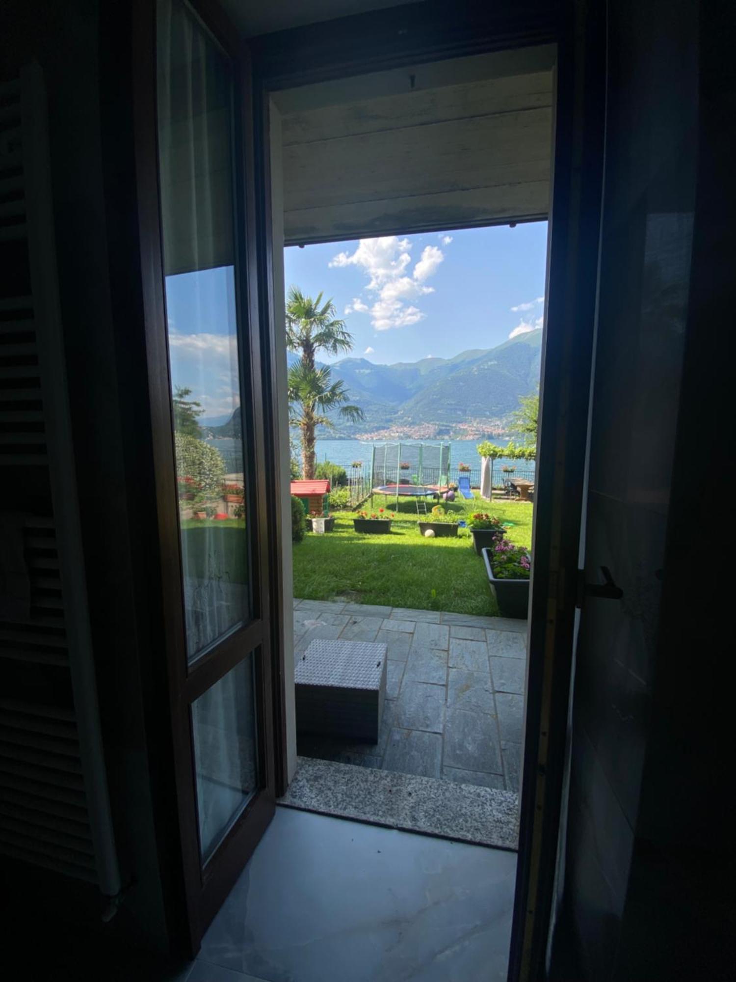 Peonia Apartment - Appartamento Vista Lago Лезено Экстерьер фото